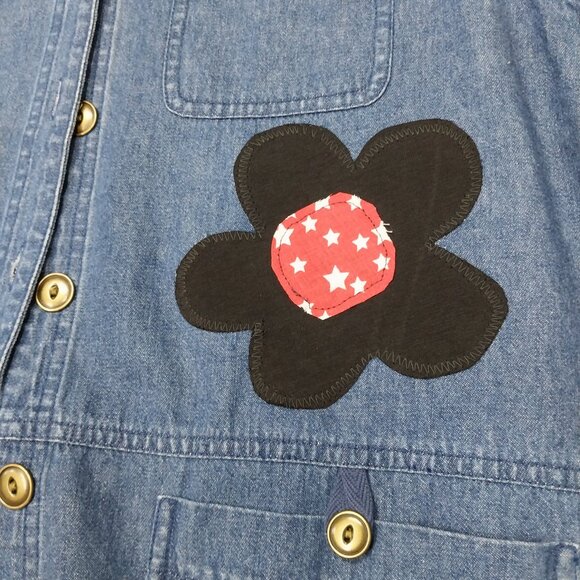 3529 Size XL Upcycled Susan Bristol Jean Vest with Appliqued Flowers. - Picture 3 of 8